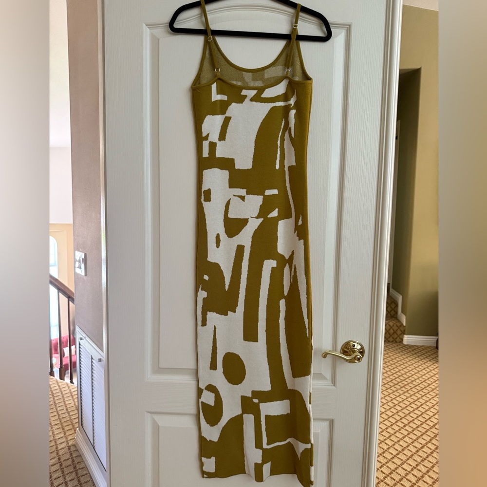 NWOT - Abstract Patterned Maxi Dress - Picture 3 of 5